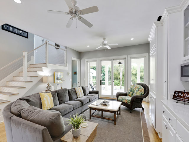 Upscale Rental on Hilton Head. Call Local Agent.