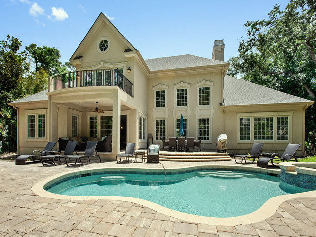 Hilton Head Vacation Rental Sleeps Sixteen Guests