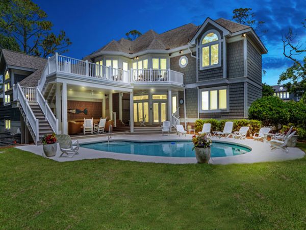 Charming Vacation Rental on Hilton Head. Call Today.