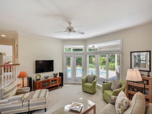 Charming Vacation Rental on Hilton Head. Call Today.