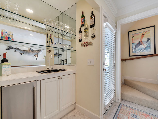 Charming Vacation Rental on Hilton Head. Call Today.