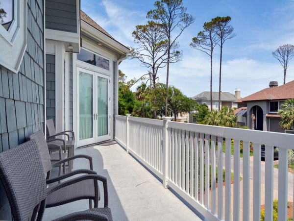 Charming Vacation Rental on Hilton Head. Call Today.
