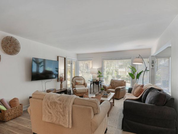 Hilton Head Luxury Vacation Rental - 5-Bedroom Home with Pool