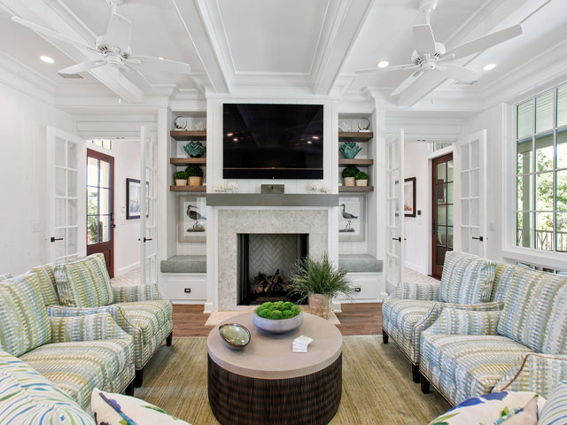 Hilton Head Luxury Vacation Accommodation Walk to Beach