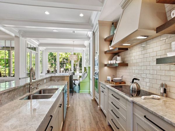 Hilton Head Luxury Vacation Accommodation Walk to Beach