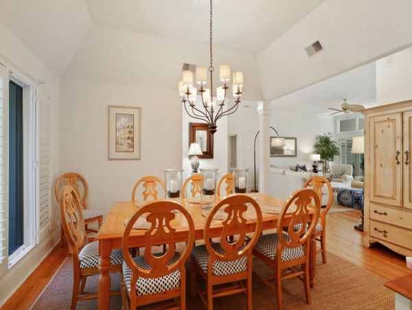 Upscale Pool Home Rental on Hilton Head 5 Bedrooms Sleeps 14