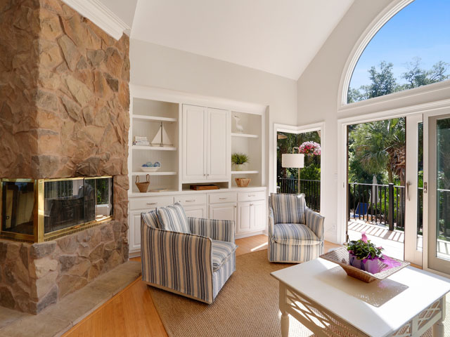 Upscale Pool Home Rental on Hilton Head 5 Bedrooms Sleeps 14