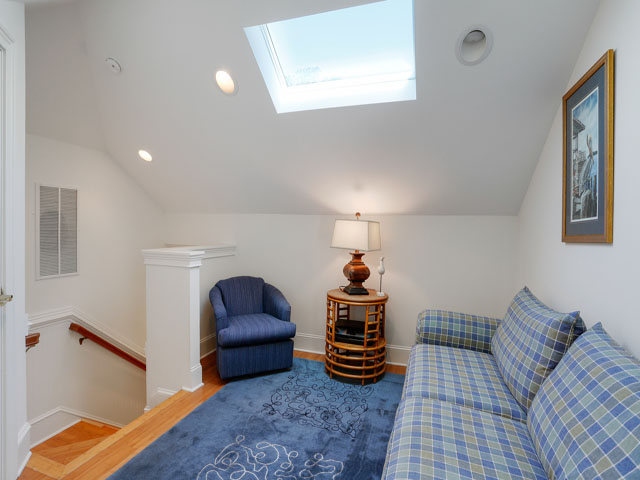 Upscale Pool Home Rental on Hilton Head 5 Bedrooms Sleeps 14