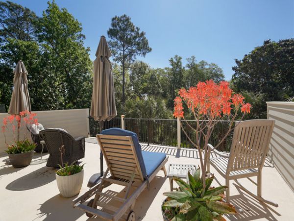 Upscale Pool Home Rental on Hilton Head 5 Bedrooms Sleeps 14