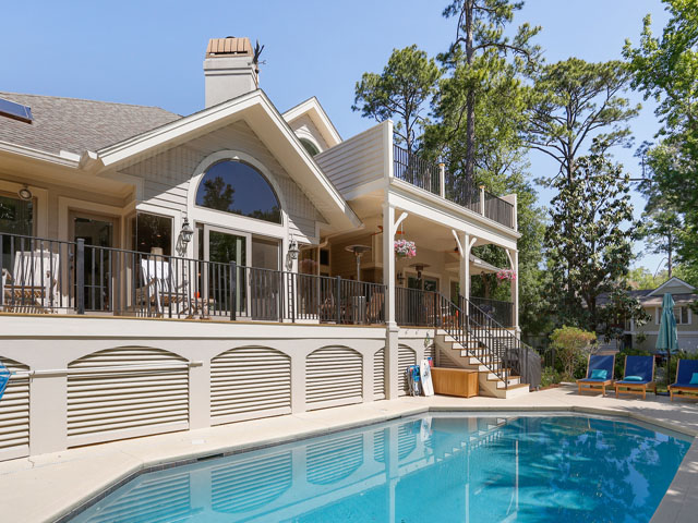 Upscale Pool Home Rental on Hilton Head 5 Bedrooms Sleeps 14