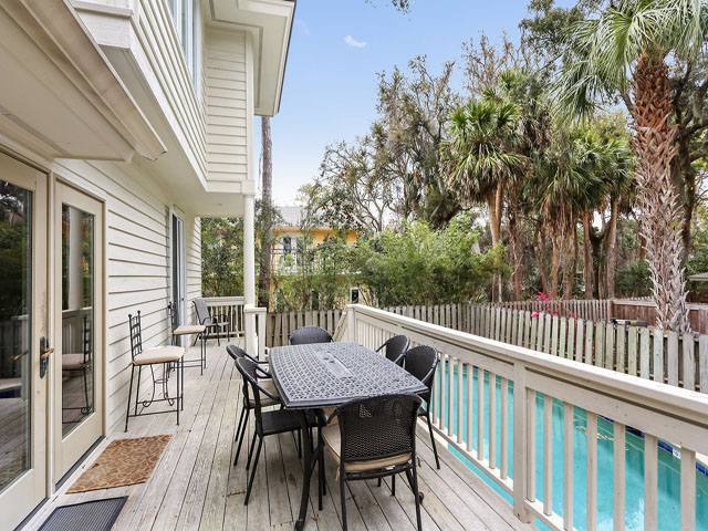 Hilton Head Luxury Vacation Rental Sleeps Twenty Guests