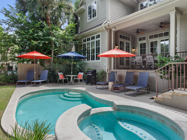 Hilton Head Luxury 5 Bedroom Pool Home Walk to Beach