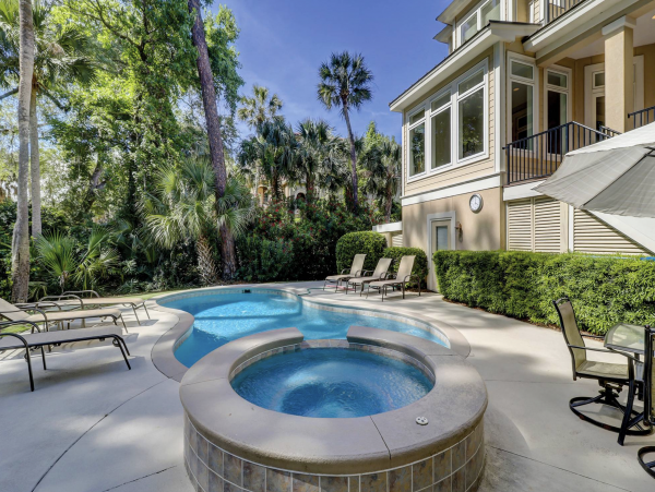 Hilton Head Vacation Accommodation Walk to Beach