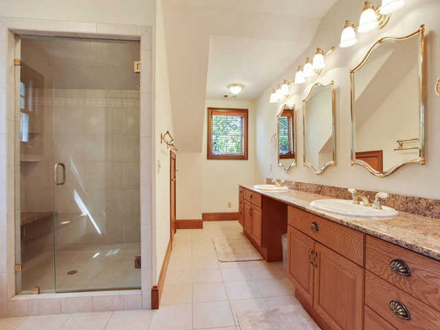 Hilton Head Vacation Rental Home Five Bedrooms Walk To Beach