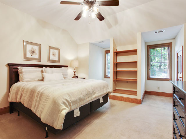 Hilton Head Vacation Rental Home Five Bedrooms Walk To Beach