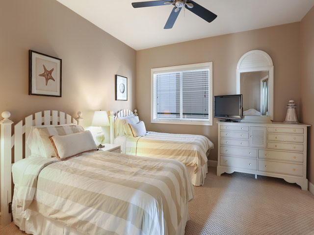 Hilton Head Luxury Vacation Accommodation on Beach