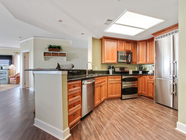 Four Bedroom Oceanfront Rental Condo in Hilton Head