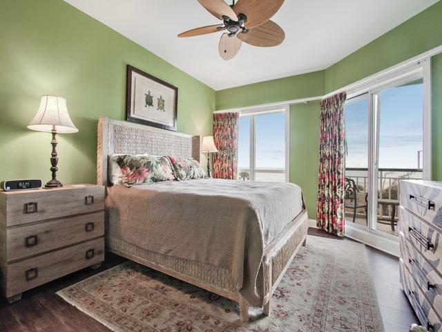 Four Bedroom Oceanfront Rental Condo in Hilton Head