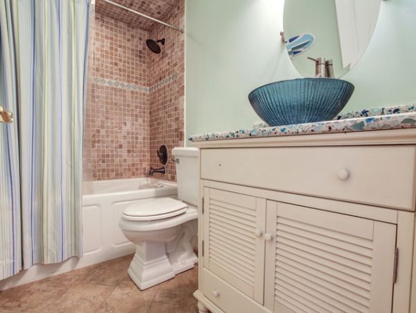Four Bedroom Oceanfront Rental Condo in Hilton Head