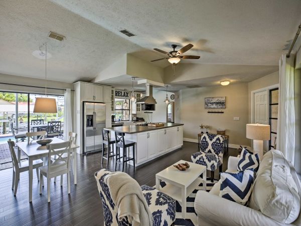 Cape Coral Vacation Home With Private Pool And Dock 6 Guests