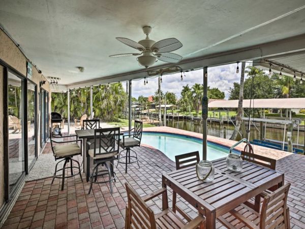 Cape Coral Vacation Home With Private Pool And Dock 6 Guests