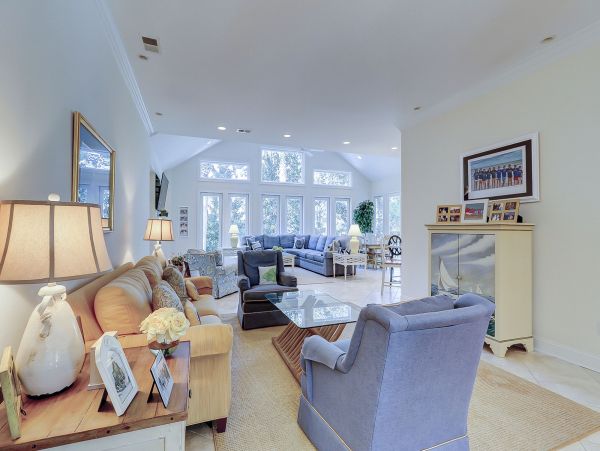 Four Bedrooms Rental Home in Hilton Head Close to Beach