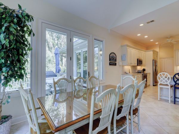 Four Bedrooms Rental Home in Hilton Head Close to Beach