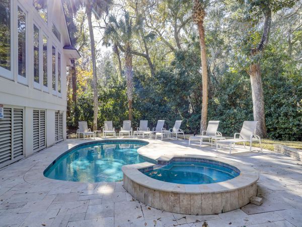 Four Bedrooms Rental Home in Hilton Head Close to Beach