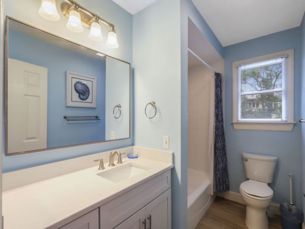Hilton Head Walkt to Beach Four Bedroom Rental Home