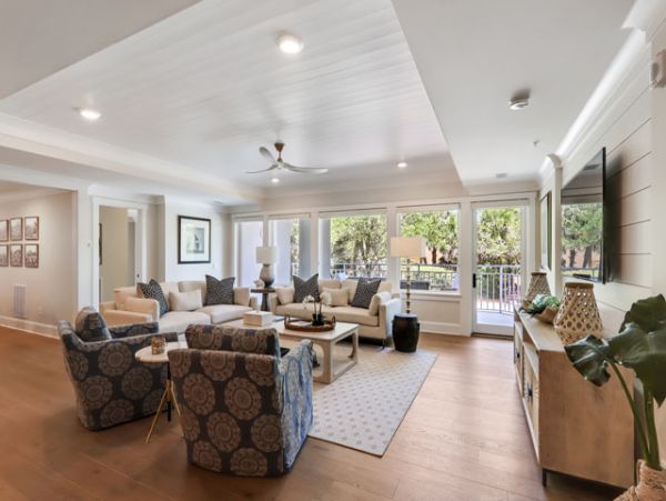 Upscale Rental on Hilton Head. Call Local Agent.