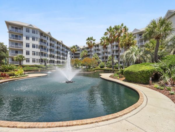 Upscale Rental on Hilton Head. Call Local Agent.