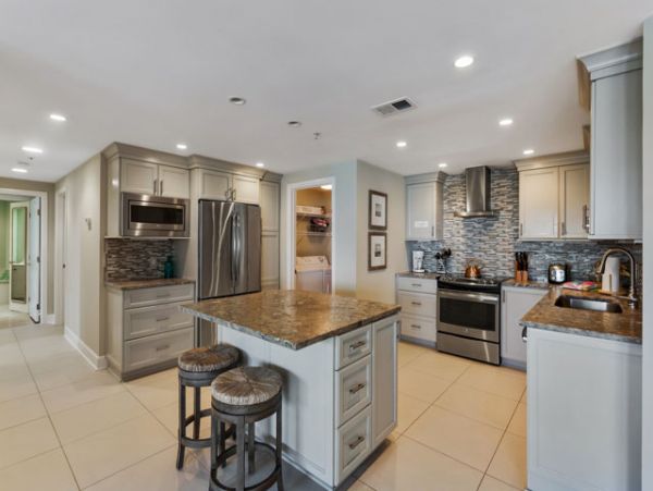 Four Bedroom Oceanfront Rental Villa in Hilton Head