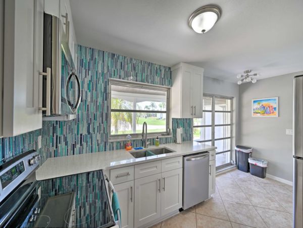 Cape Coral Canal Front Three Bedroom Rental Home