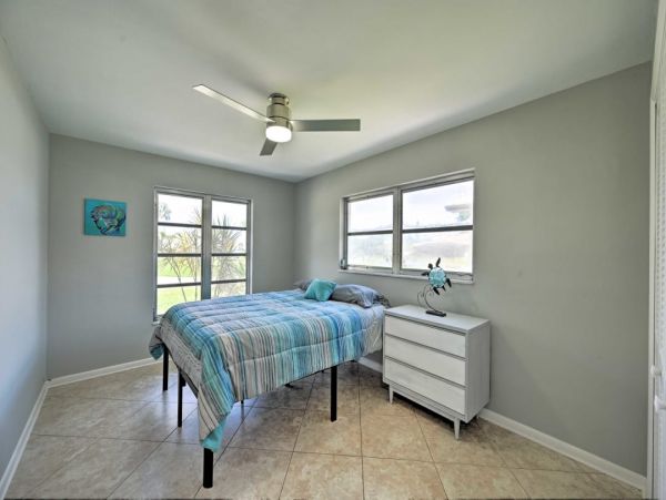 Cape Coral Canal Front Three Bedroom Rental Home