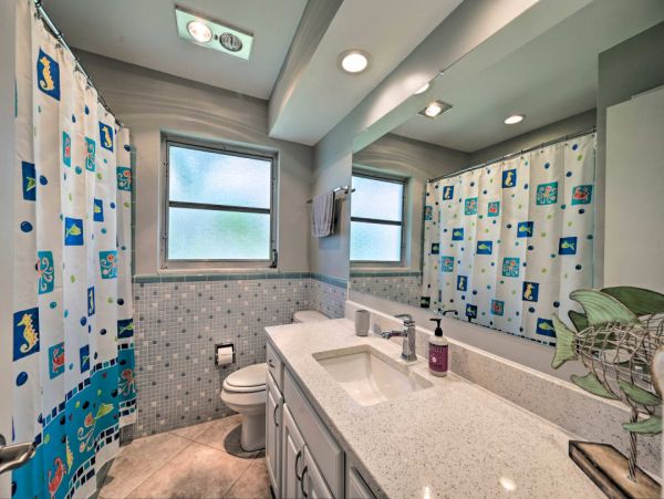 Cape Coral Canal Front Three Bedroom Rental Home
