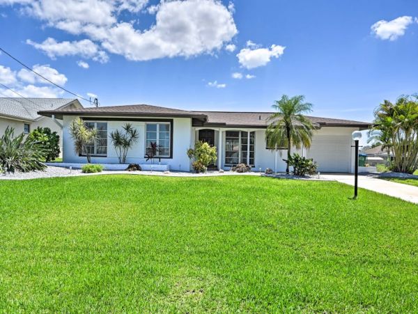 Cape Coral Canal Front Three Bedroom Rental Home