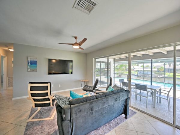 Cape Coral Canal Front Three Bedroom Rental Home