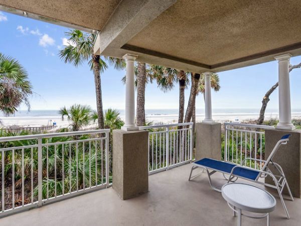 Charming Vacation Rental on Hilton Head. Call Today.