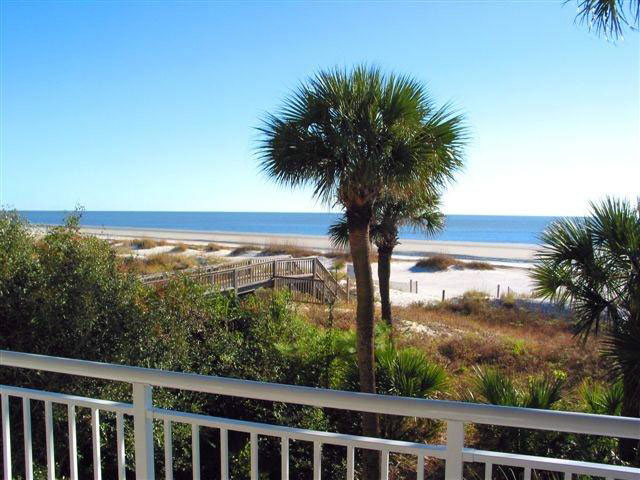 Charming Vacation Rental on Hilton Head. Call Today.