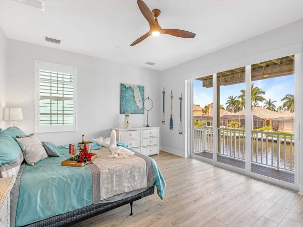 Luxury Vacation Home in Cape Coral With Boat Dock 6 Guests