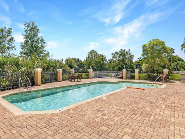 Luxury Vacation Home in Cape Coral With Boat Dock 6 Guests