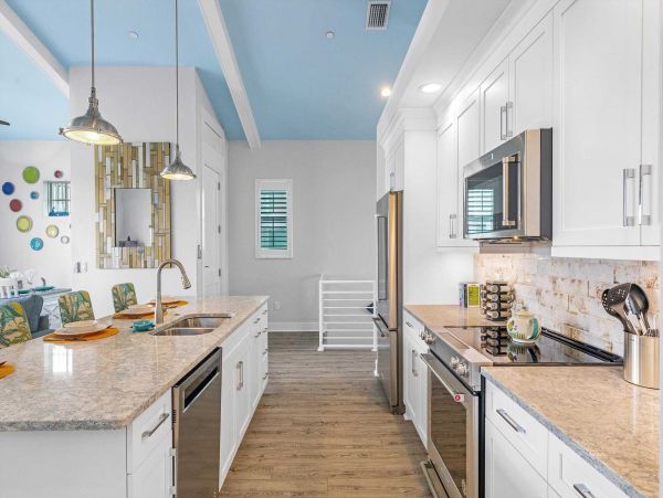 Luxury Vacation Home in Cape Coral With Boat Dock 6 Guests