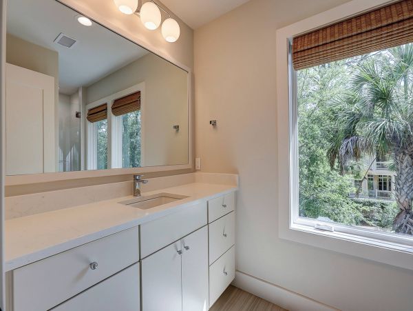 Hilton Head Vacation Rental - Four Bedroom Luxury Home Near Beaches