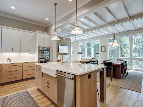 Hilton Head Vacation Rental - Four Bedroom Luxury Home Near Beaches