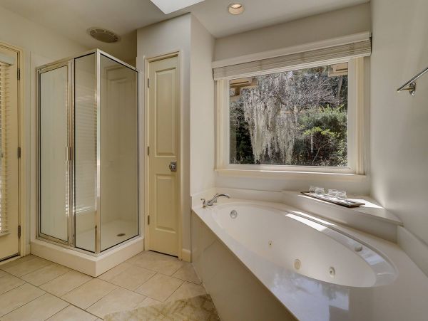 Walk to Beach Four Bedroom Rental Home in Hilton Head