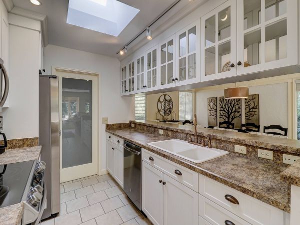 Walk to Beach Four Bedroom Rental Home in Hilton Head