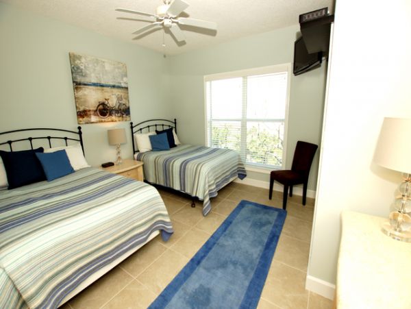Hilton Head Vacation Rental with Beautiful Ocean Views Sleeps Eight Guests