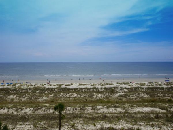 Hilton Head Vacation Rental with Beautiful Ocean Views Sleeps Eight Guests