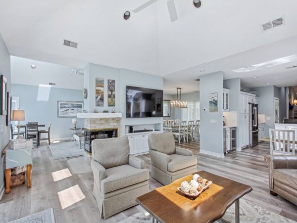 Hilton Head Golf Course View Five Bedroom Rental Home