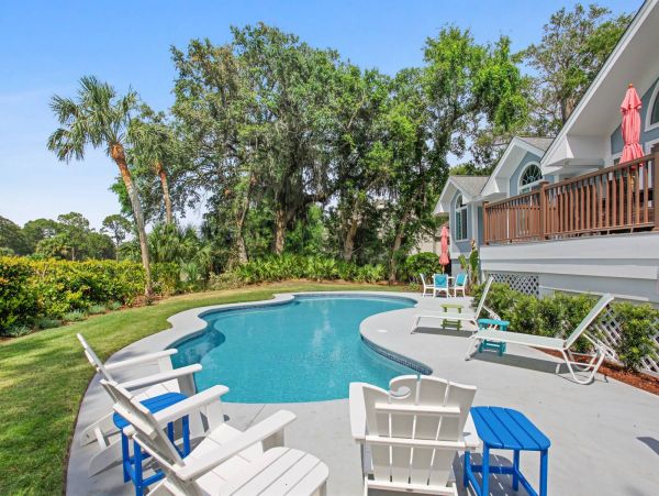 Hilton Head Golf Course View Five Bedroom Rental Home